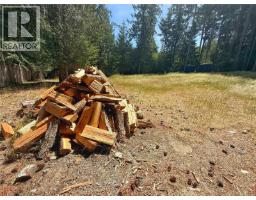 1108 Pat Burns Ave, Gabriola Island, BC V0R1X3 Photo 7