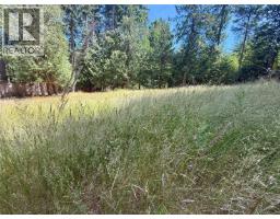 1108 Pat Burns Ave, Gabriola Island, BC V0R1X3 Photo 8