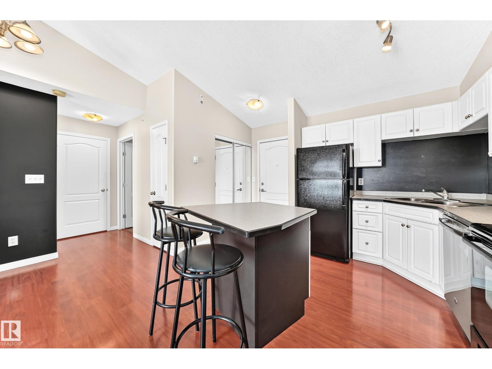 #524 7511 171 ST NW - 14