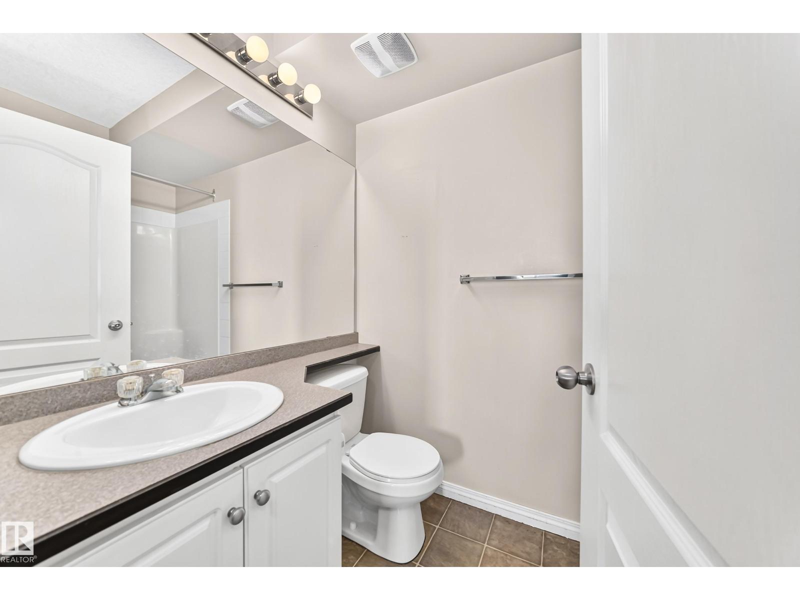 #524 7511 171 ST NW - 25