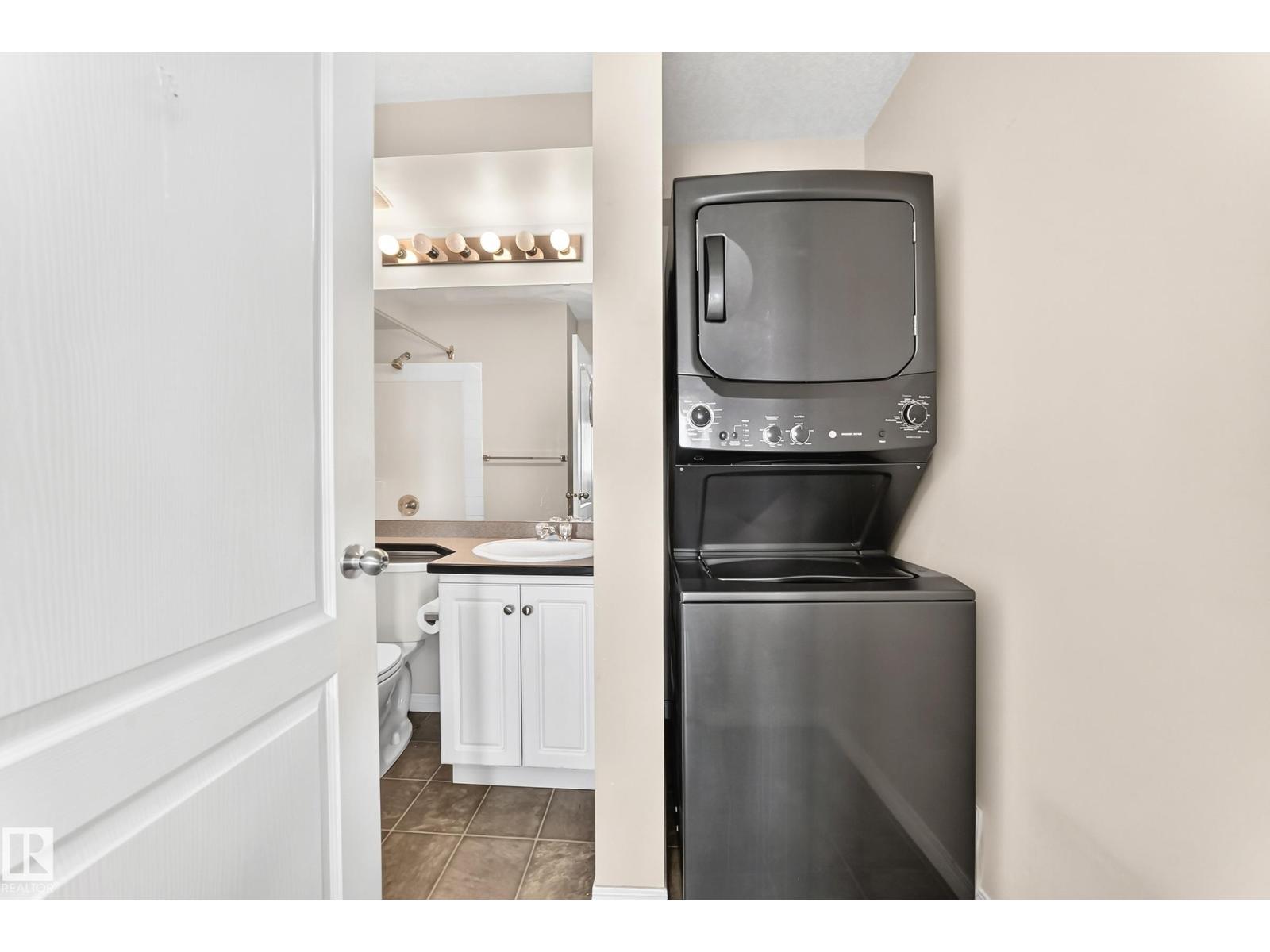 #524 7511 171 ST NW - 33