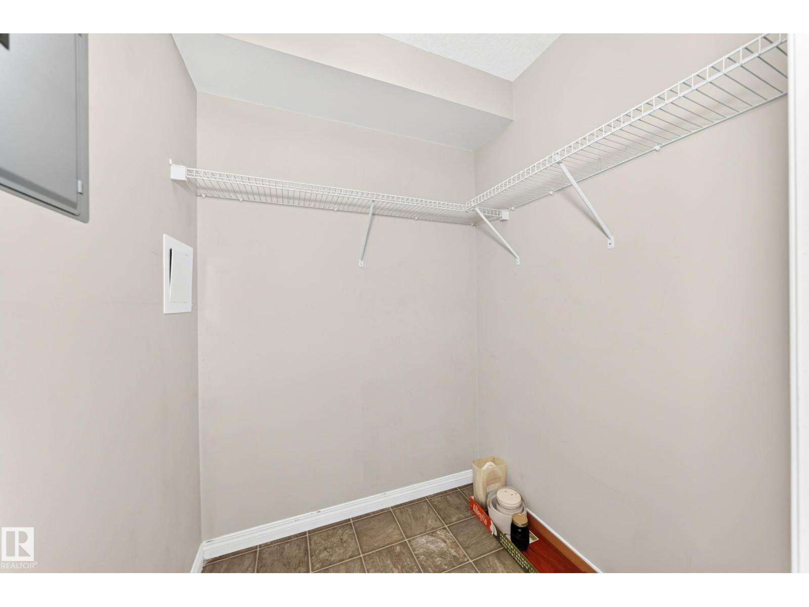 #524 7511 171 ST NW - 34