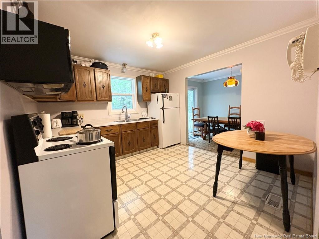 3 Honey Street - 6