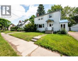 79 Woodland Drive, photo 2