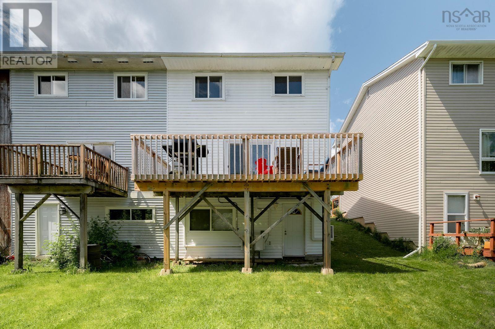 Property 32 of 38 of 331 Arklow Drive