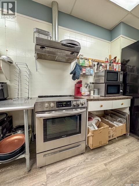 144 1st AVENUE NW — photo 10