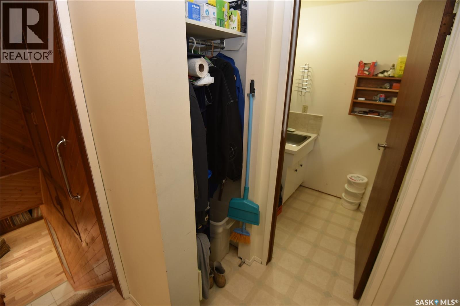 818 Kelsey DRIVE - 16
