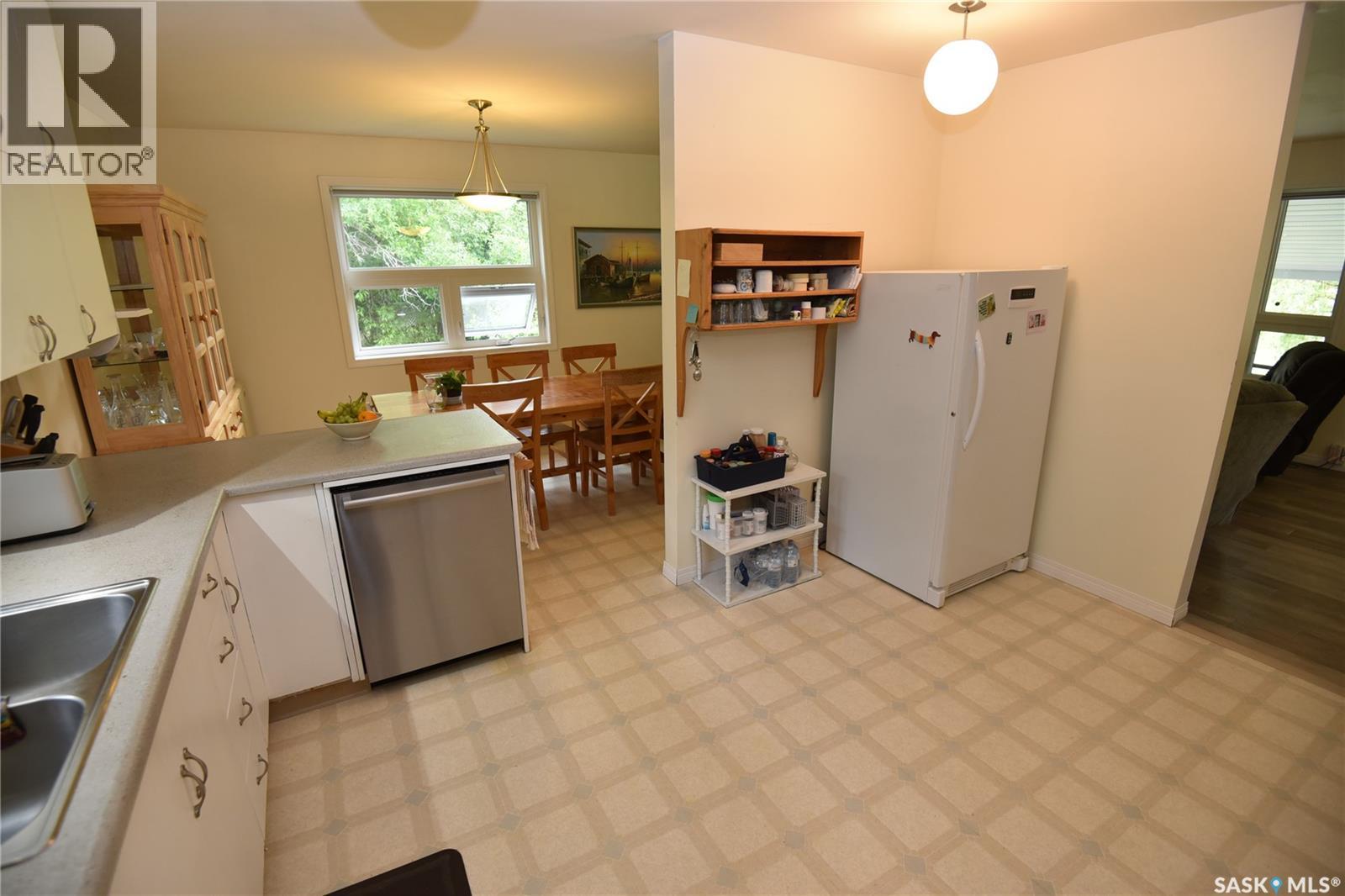 818 Kelsey DRIVE - 18