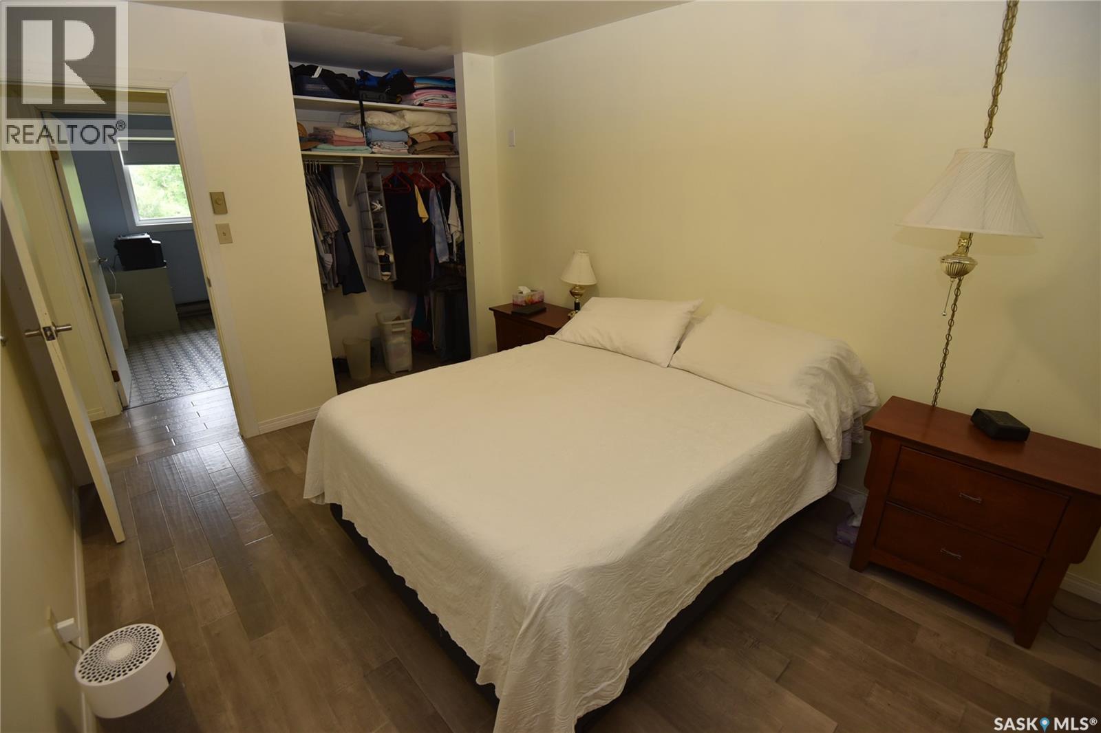 818 Kelsey DRIVE - 23