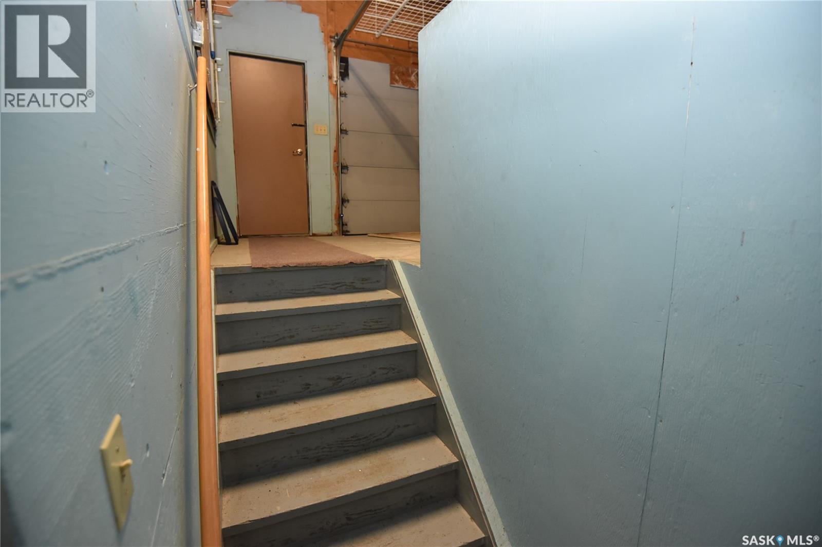 818 Kelsey DRIVE - 38