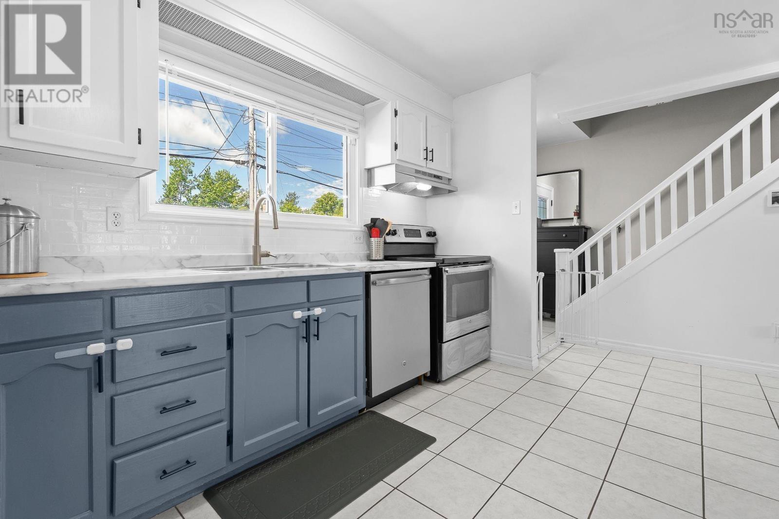 Property 4 of 38 of 331 Arklow Drive