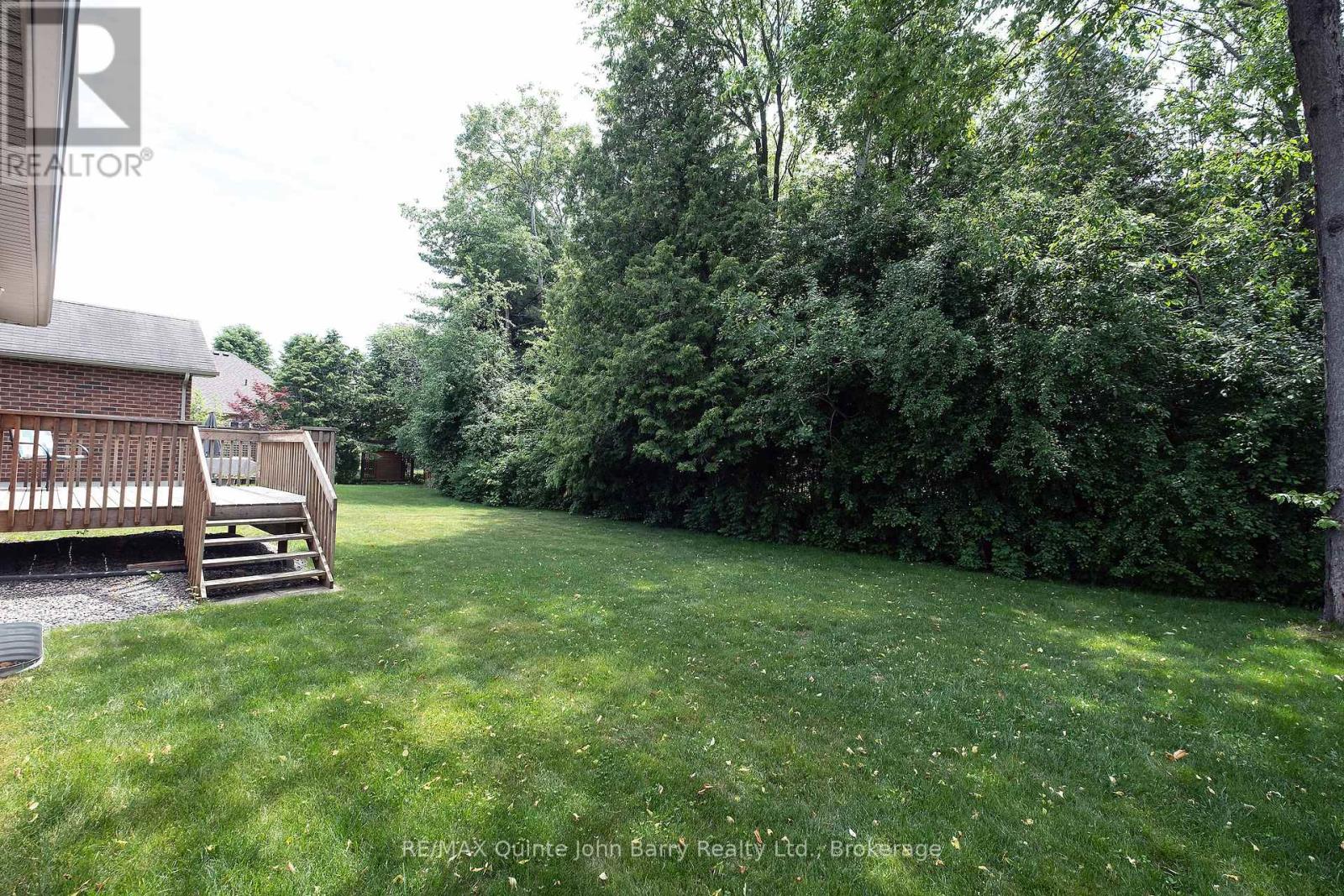4 ALGONQUIN AVENUE - 31