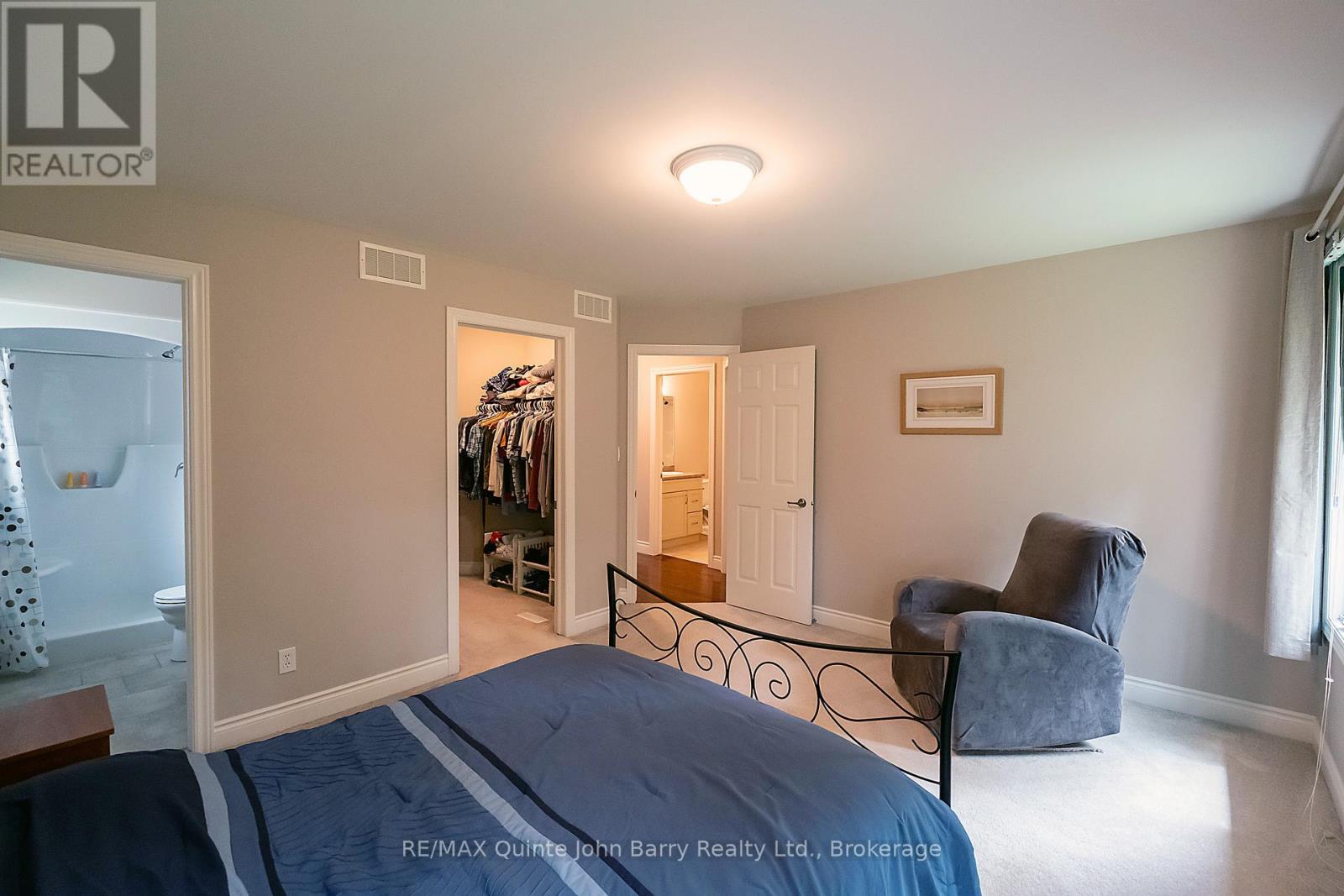 4 ALGONQUIN AVENUE - 16