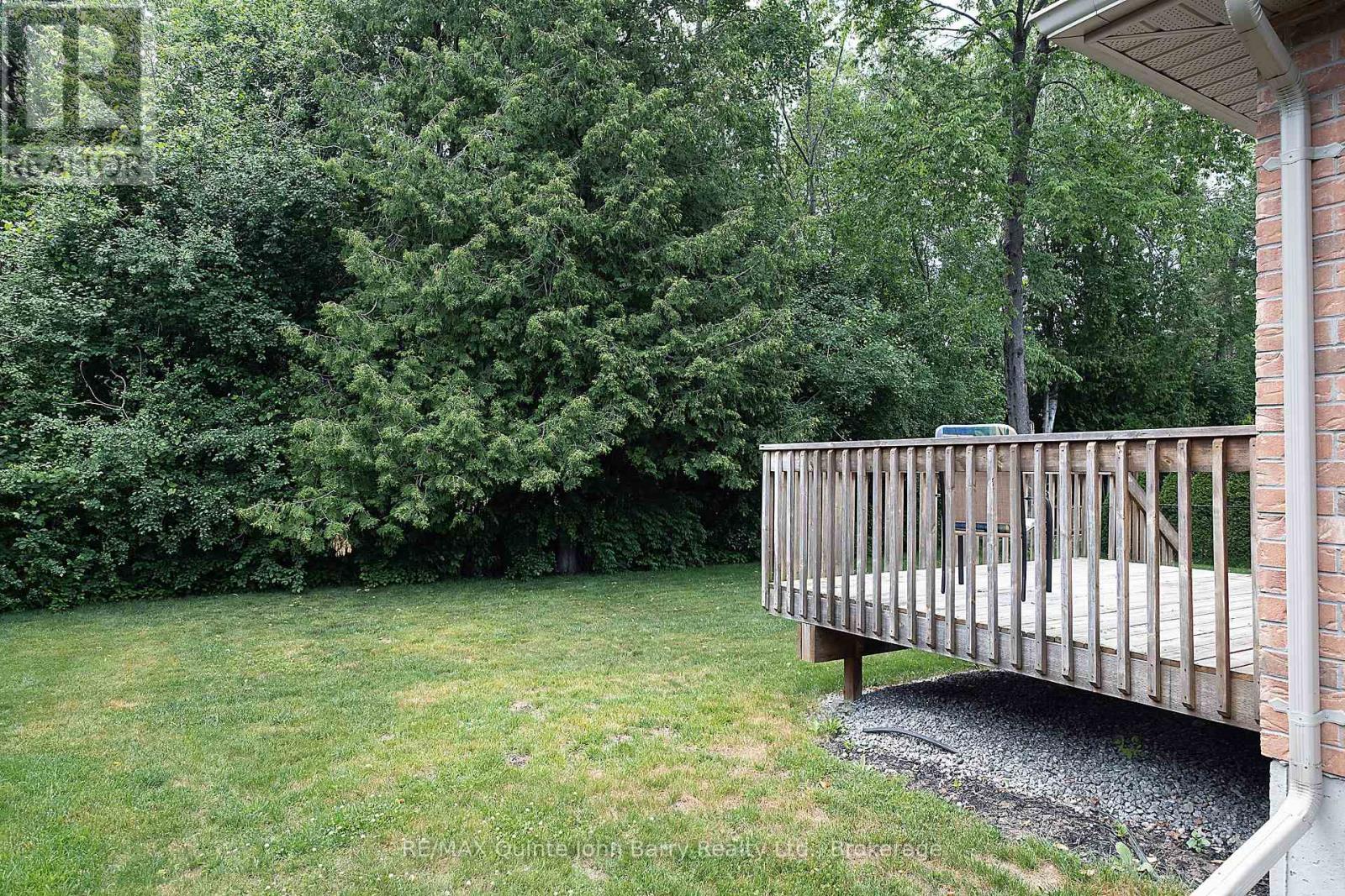 4 ALGONQUIN AVENUE - 29