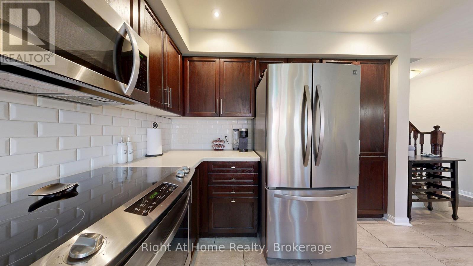 40 TORR LANE - 17