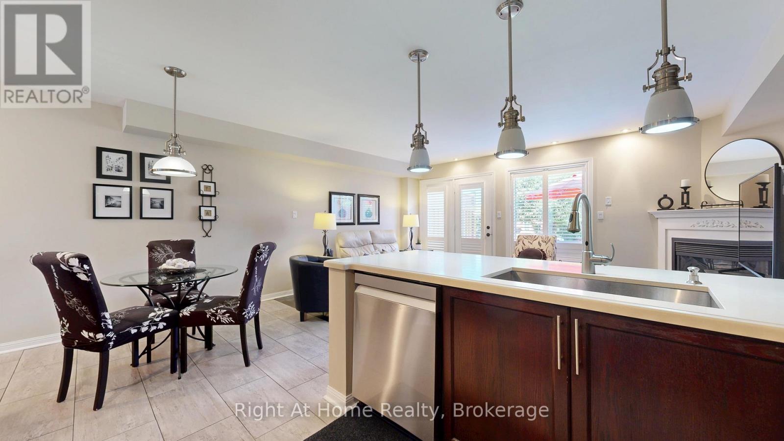 40 TORR LANE - 18