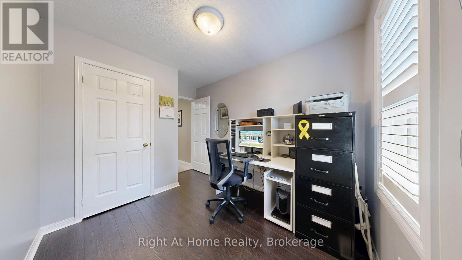 40 TORR LANE - 33