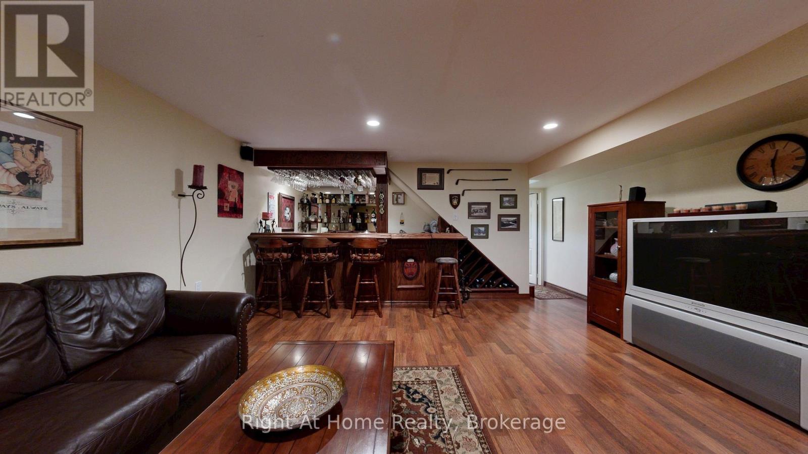 40 TORR LANE - 46