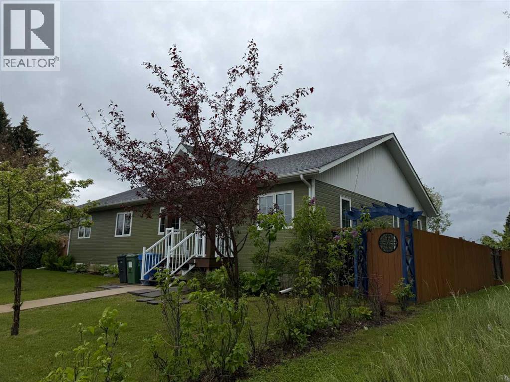 5709 57 Avenue - 2