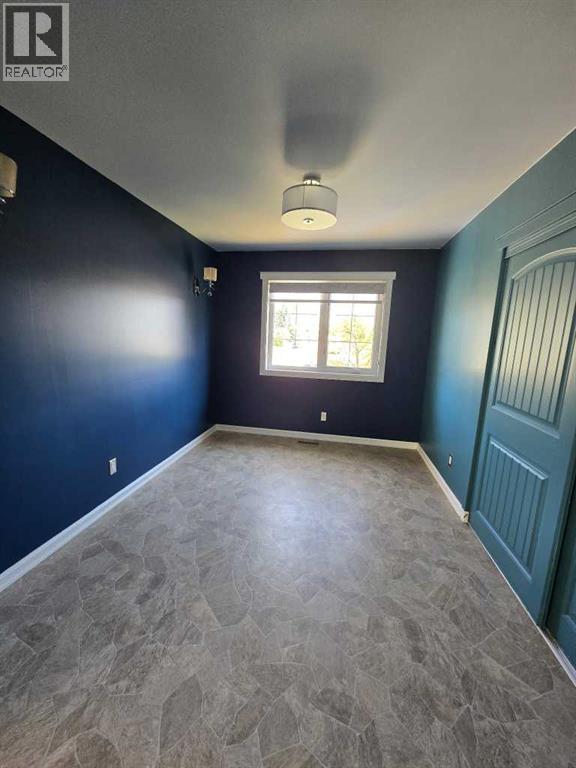 5709 57 Avenue - 16