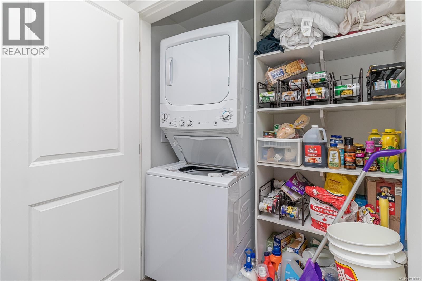 3205 Douglas St - 26