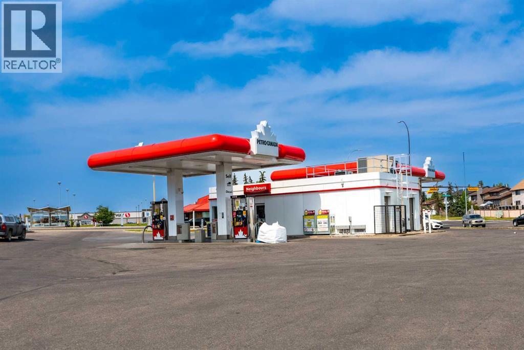 356 Falmere Road NE - 38