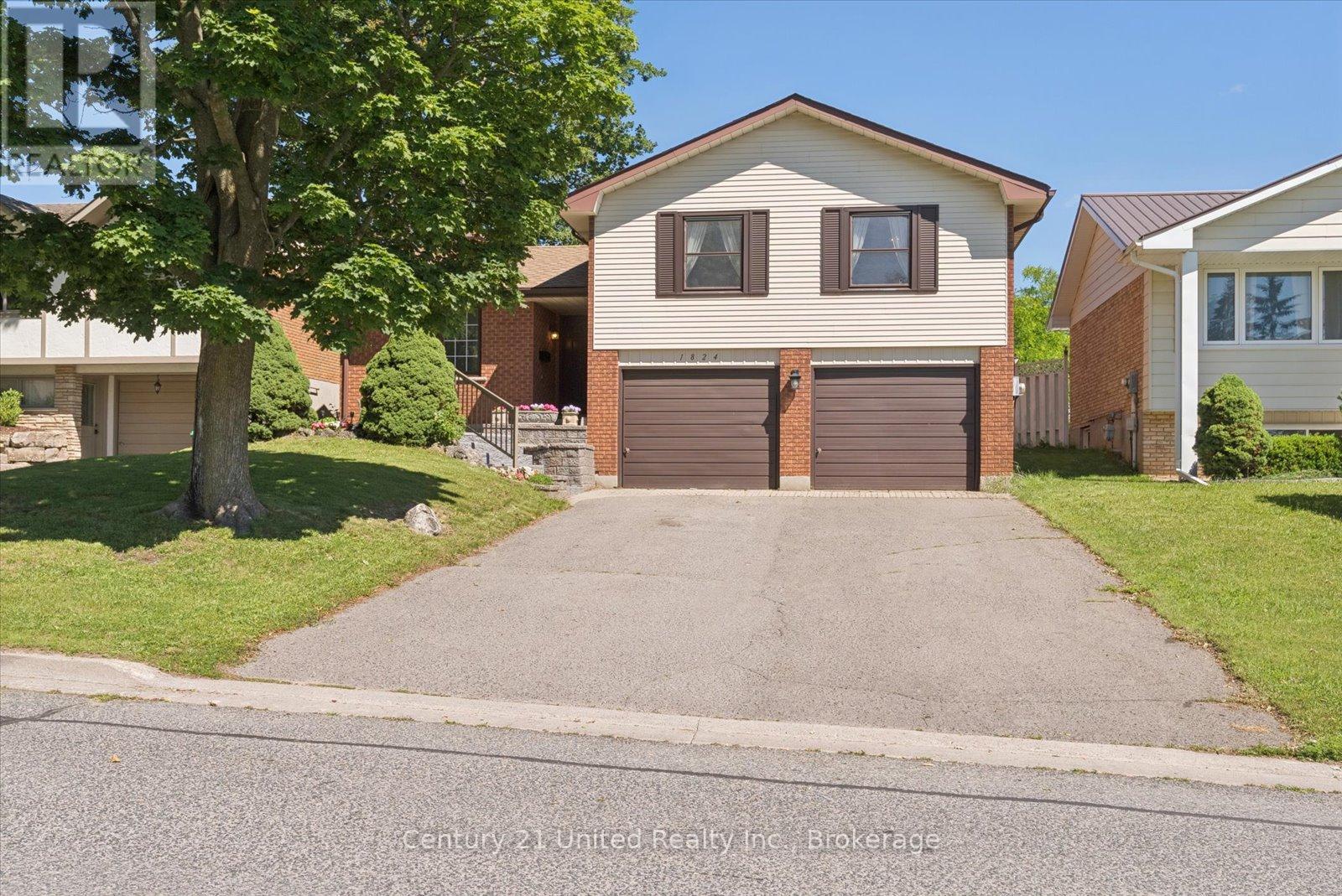 1824 MAPLERIDGE DRIVE - 1