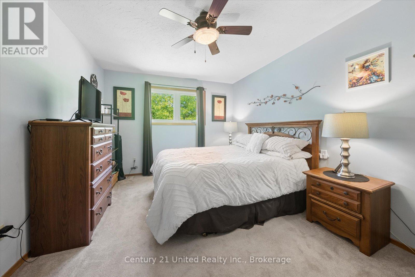 1824 MAPLERIDGE DRIVE - 17