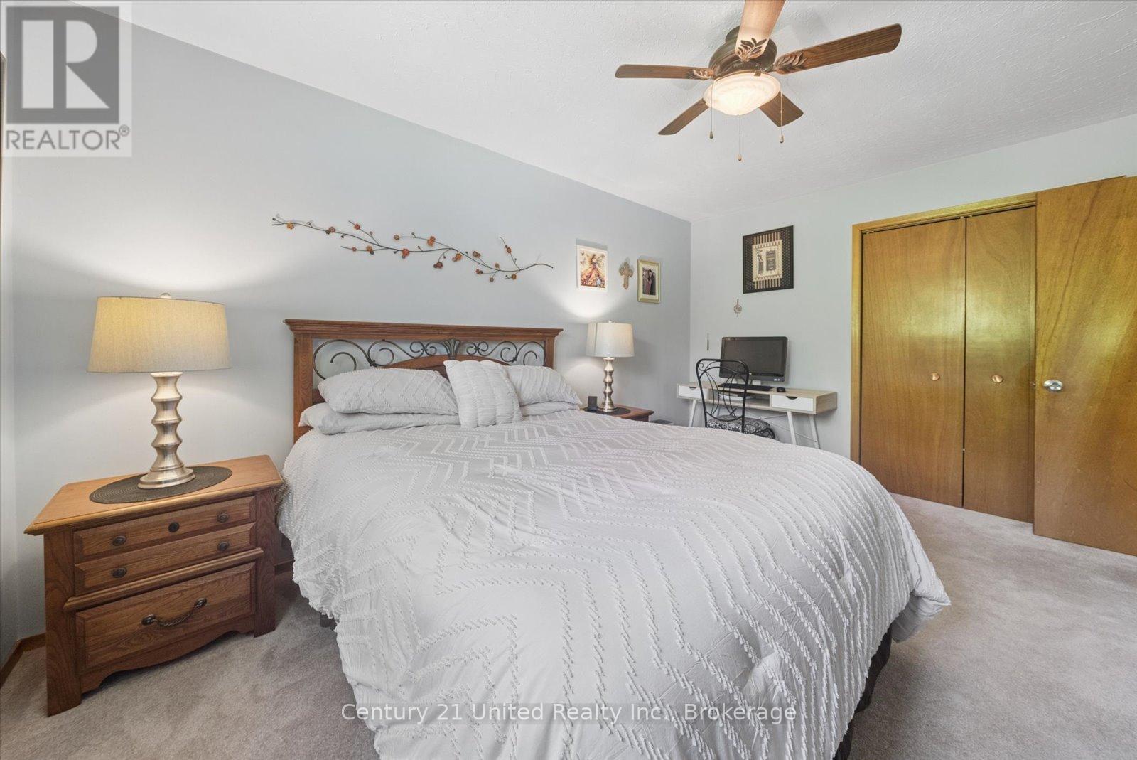 1824 MAPLERIDGE DRIVE - 19