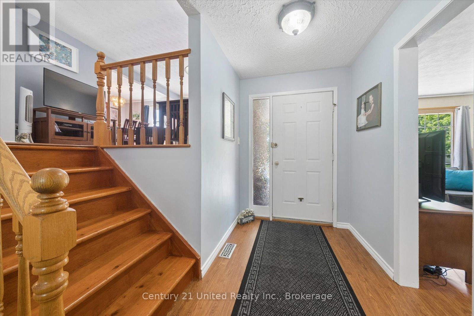 1824 MAPLERIDGE DRIVE - 6