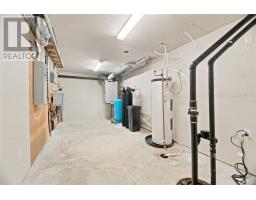 8 Harvey Place thumbnail 35
