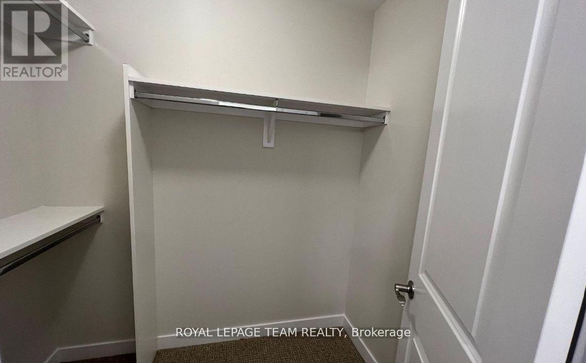 204 TUSSOCK PRIVATE - 16