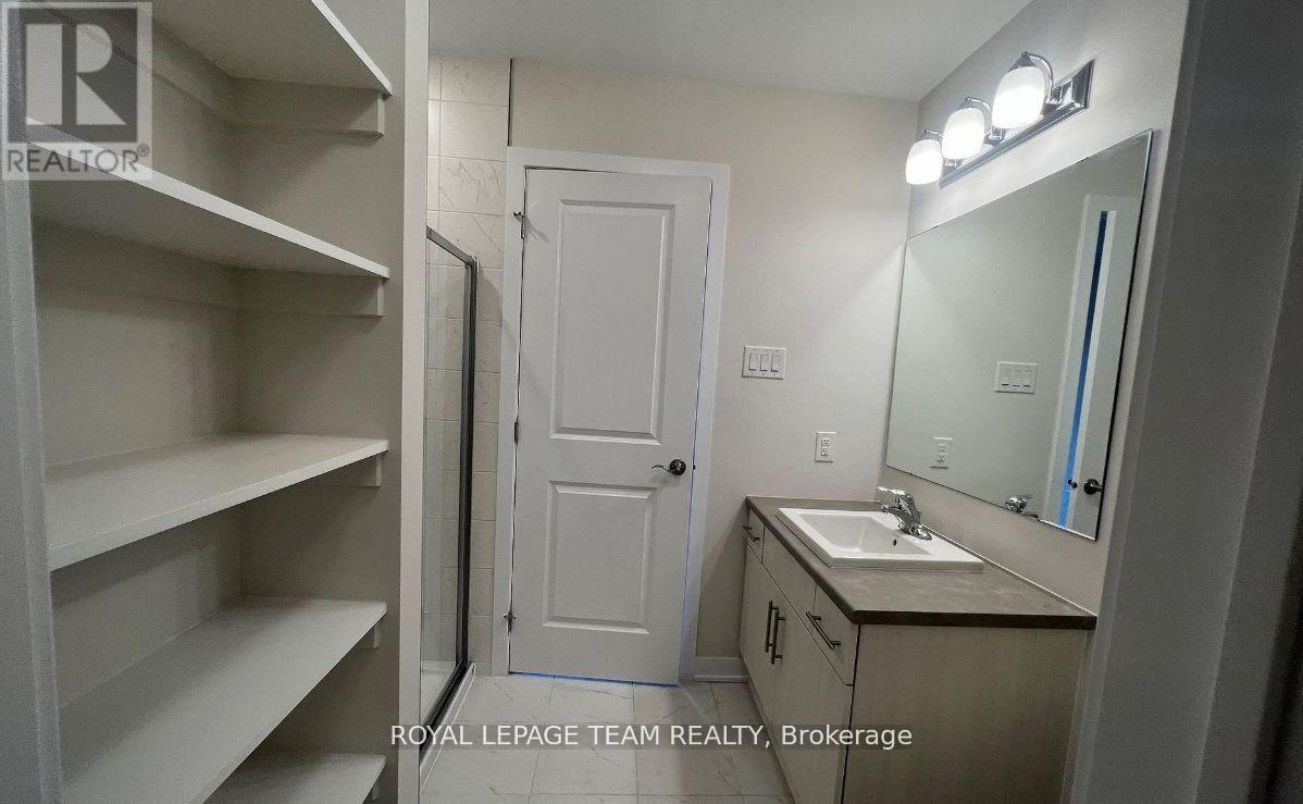 204 TUSSOCK PRIVATE - 19