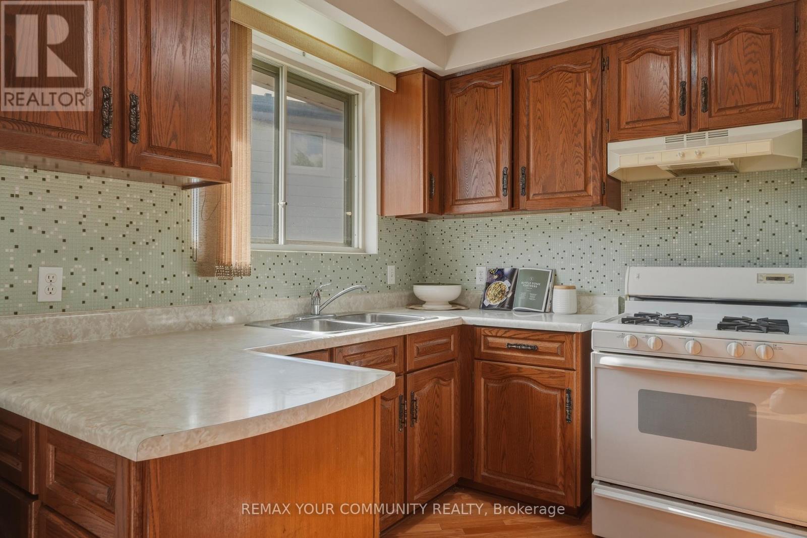 3091 RYMAL ROAD - 15