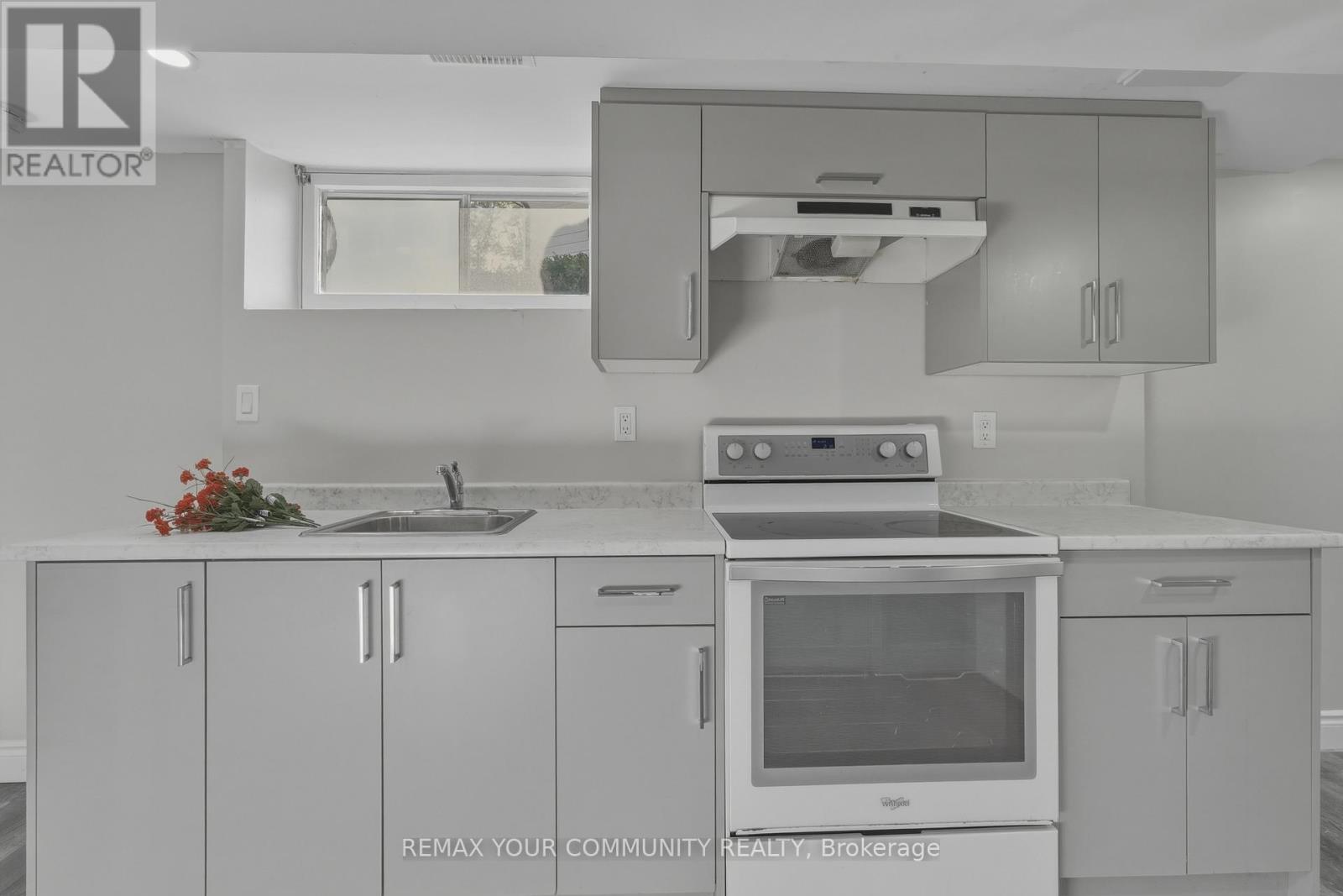 3091 RYMAL ROAD - 35