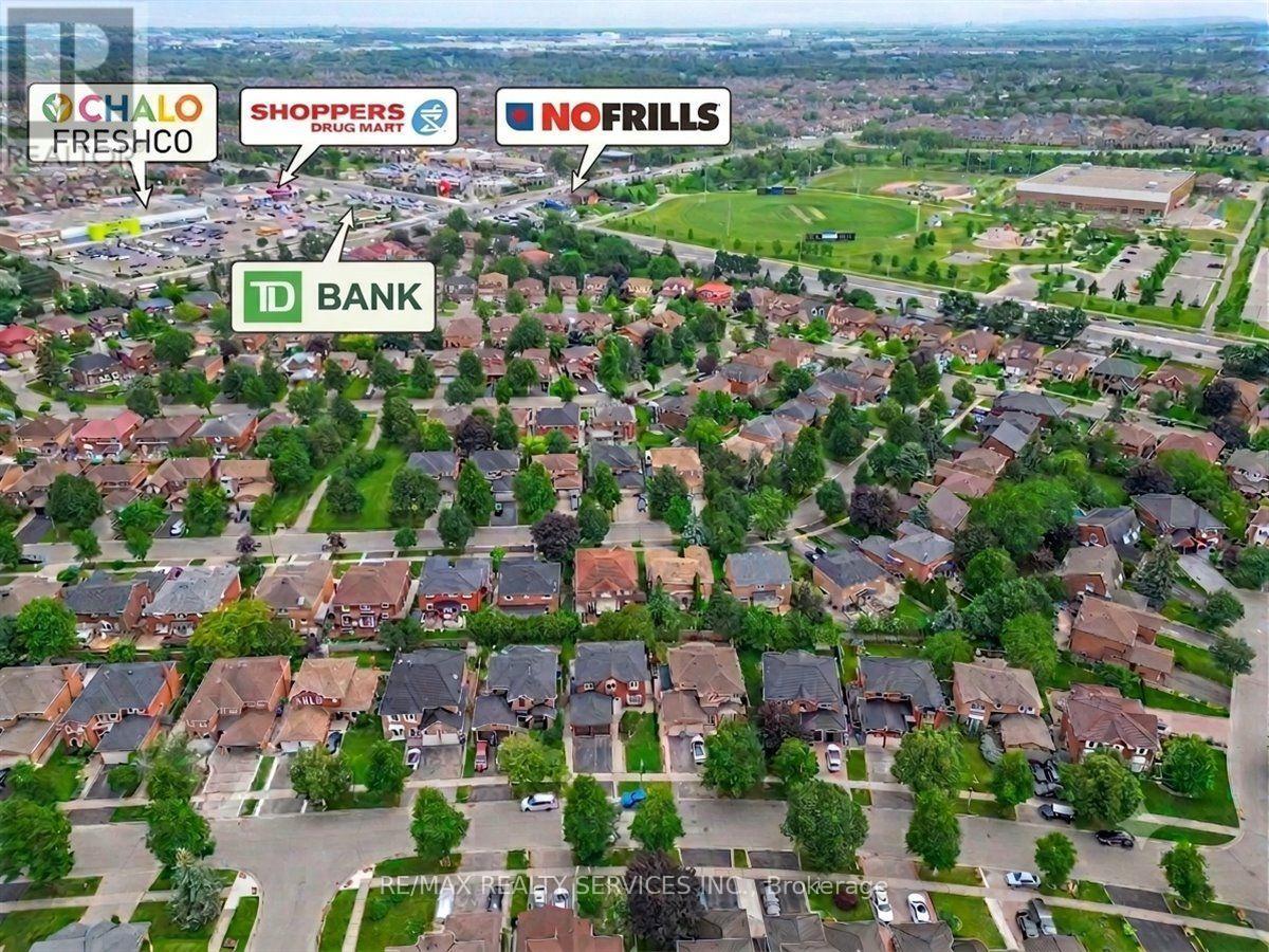 29 BRYDON CRESCENT - 2