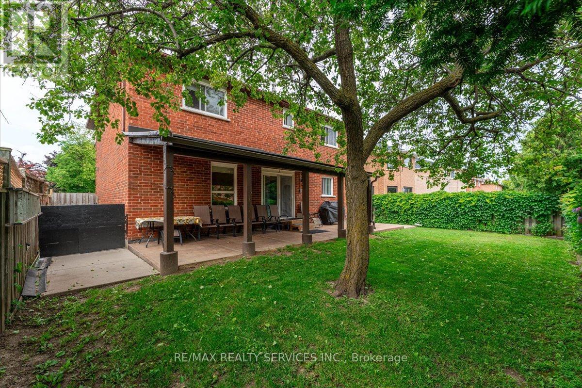 29 BRYDON CRESCENT - 37