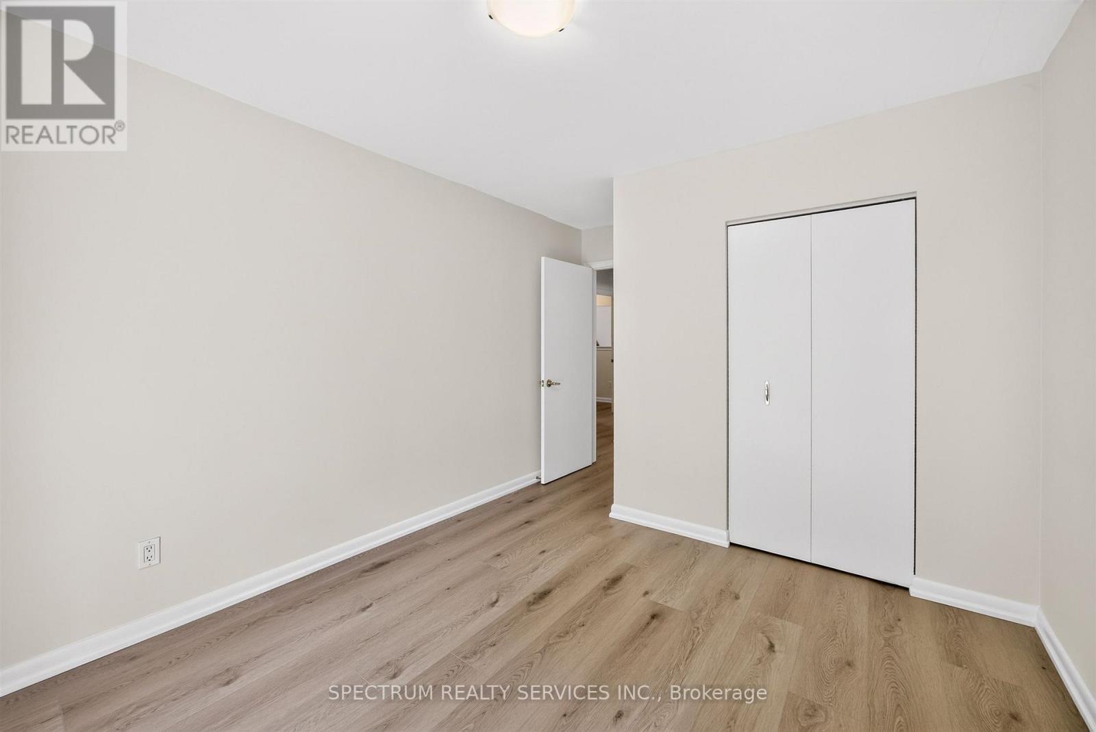 37 NEWLIN CRESCENT - 26