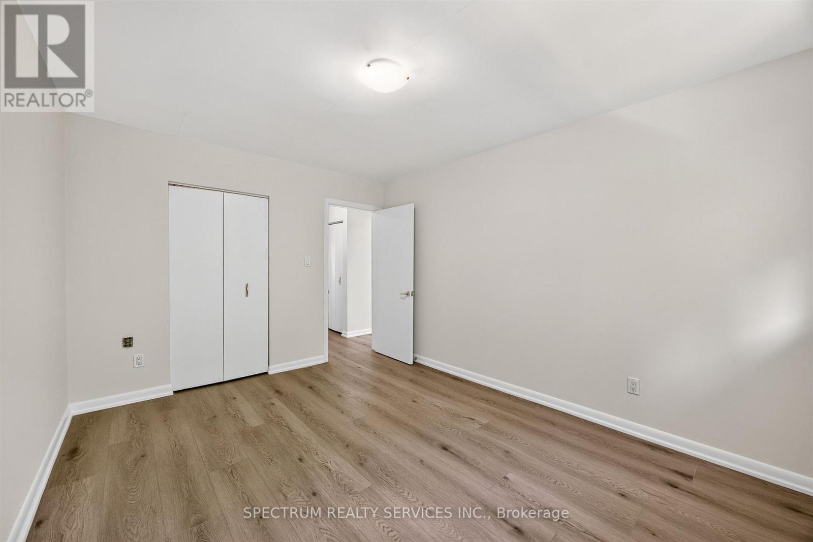 37 NEWLIN CRESCENT - 28