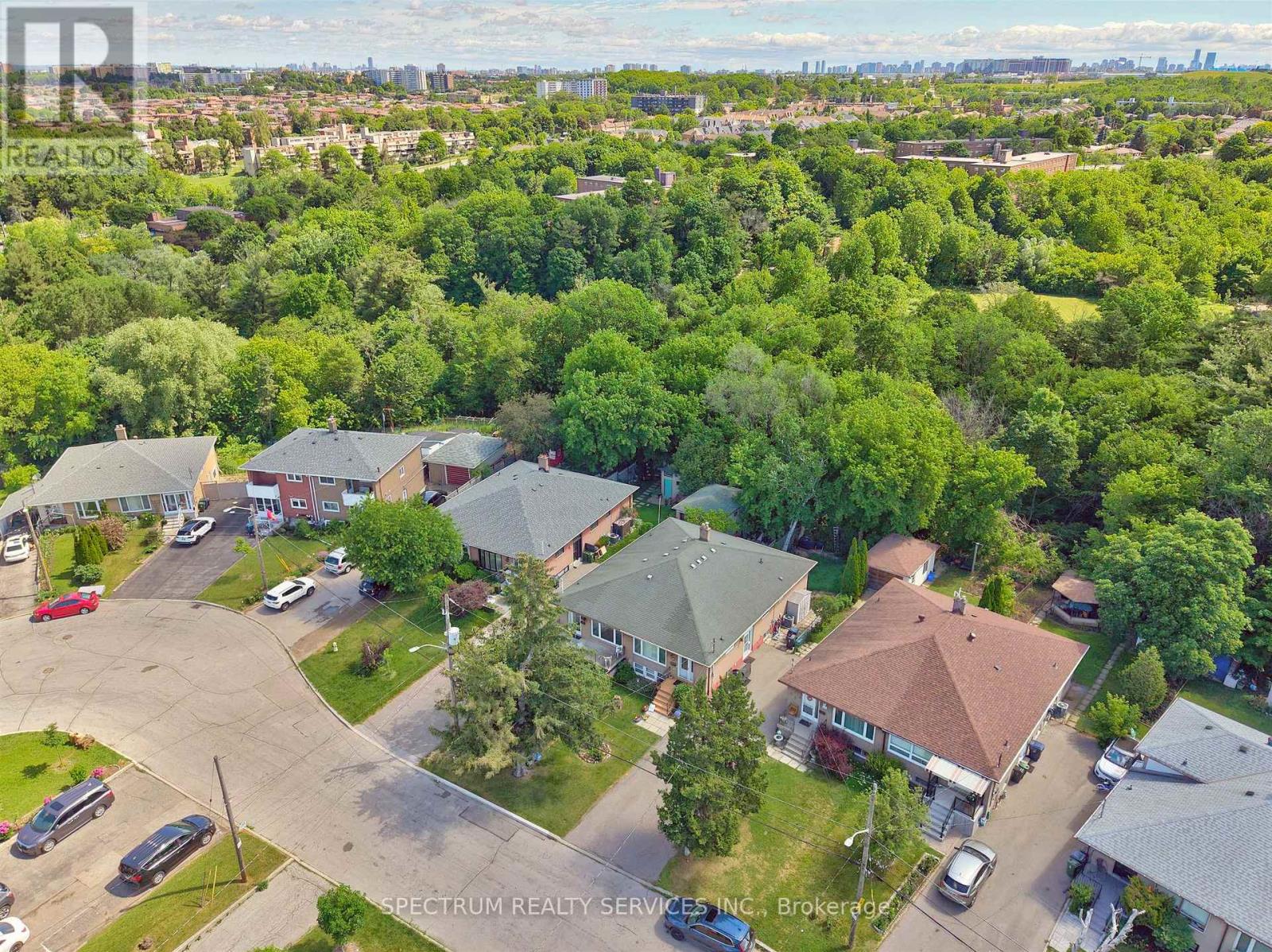 37 NEWLIN CRESCENT - 9