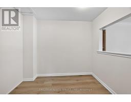 37 Newlin Crescent, Toronto, ON M3L1X5 Photo 24