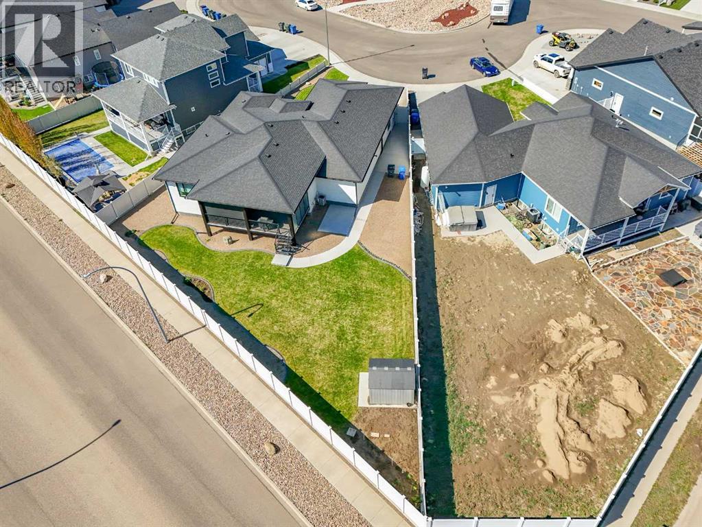 57 Hamptons Gate SE - 48