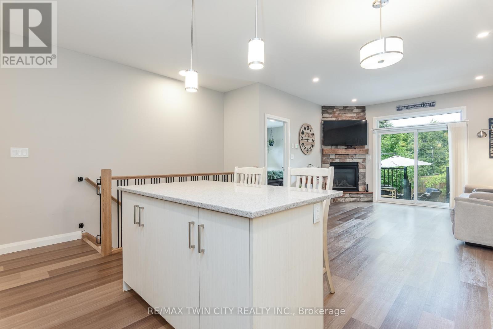 82 ROWE AVENUE - 12