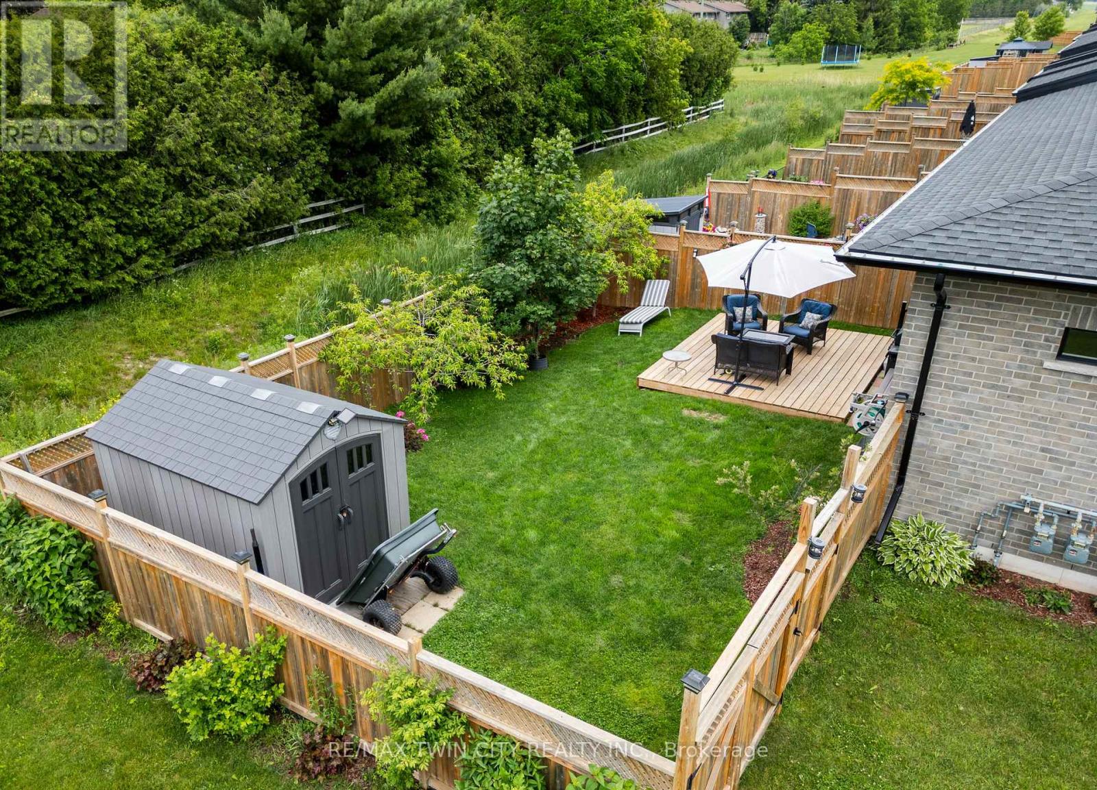 82 ROWE AVENUE - 2