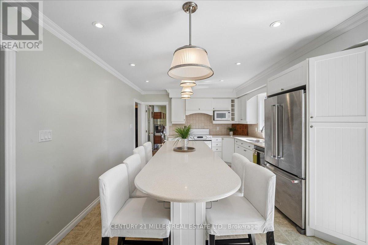 5 CORTINA CRESCENT - 8