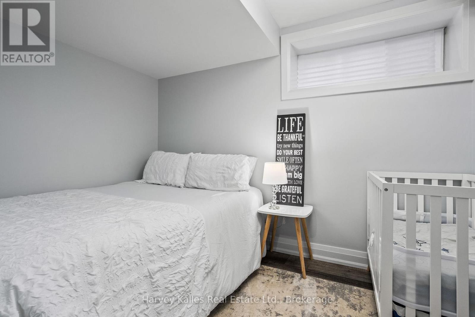 5 BRAESIDE CRESCENT - 30