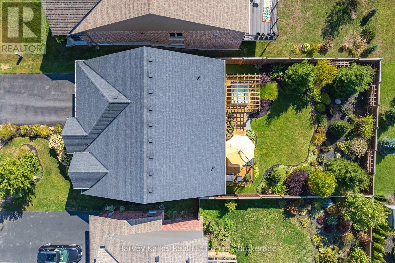 5 BRAESIDE CRESCENT - 44