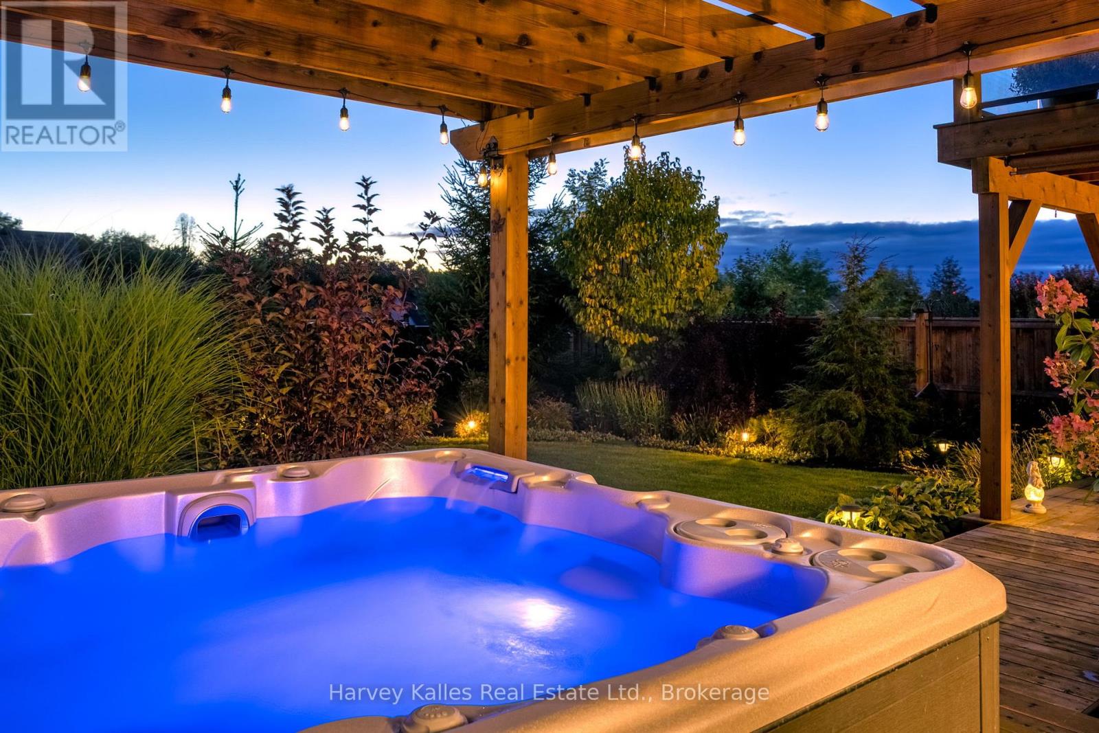 5 BRAESIDE CRESCENT - 50