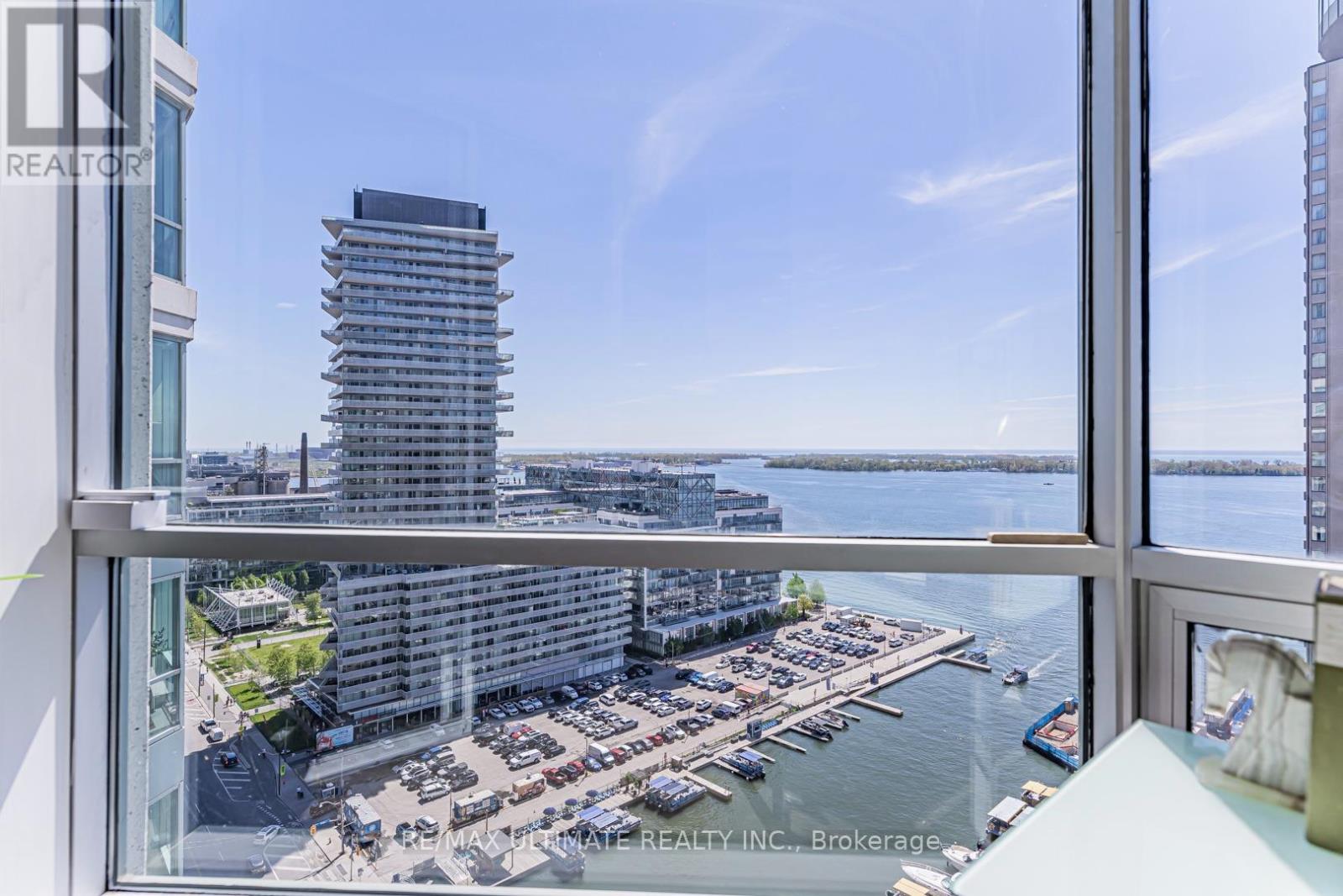 #2206 10 QUEENS QUAY W - 33