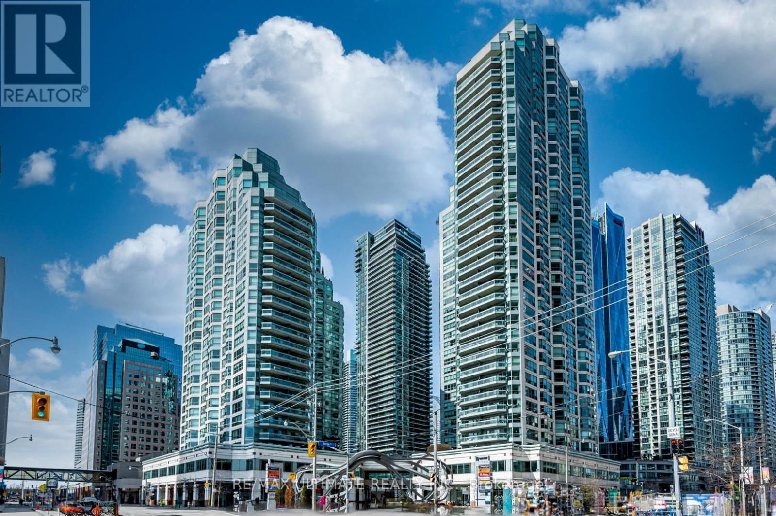 #2206 10 QUEENS QUAY W - 4